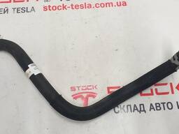 1Шланг системы охлаждения батарея-насос1-чиллер Tesla model X 1036752-00-H