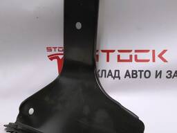 2Кронштейн крепления защиты днища задней левый Tesla model X 1073231-00-B