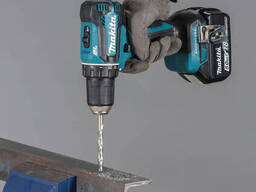 Аккумуляторная дрель-шуруповёрт Makita DDF485Z