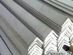 Алюминиевый уголок АД31