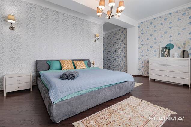 Апартаменты рядом с монументом Байтерек