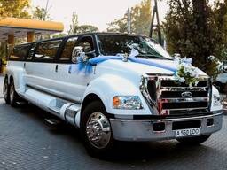 Аренда лимузина на день рождения и выписка из роддома, трансфер в аэропорт