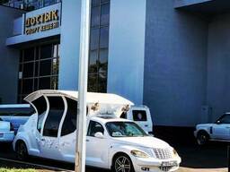 Аренда лимузинов и автомобилей премиум класса.