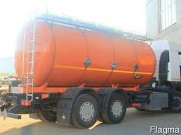 Автоцистерны на шасси для светлых нефтепродуктов.