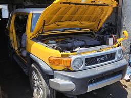 Автозапчасти Toyota FJ Cruiser.
