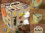 Бизиборд, бизикуб, бизидомик, бизидом по методике Монтессори - фото 1