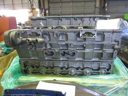 Блок цилиндров Cummins (3934906, 3968732) на гусеничный экскаватор Hyundai R305LC-7.