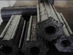 Брикетированный древесный уголь