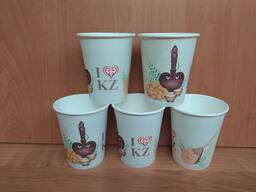 Бумажные стаканы