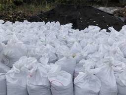 Чернозем в мешках