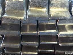 Чушка свинцовая