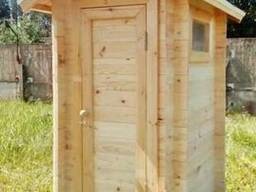 Дачный деревянный туалет