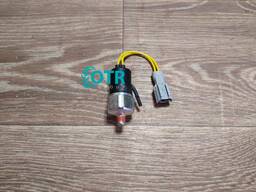 Датчик давления масла 1-82410170-0