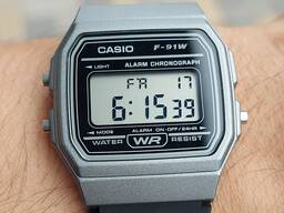 Электронные наручные часы Casio F-91. Винтажные. Оригинал. Монтана.