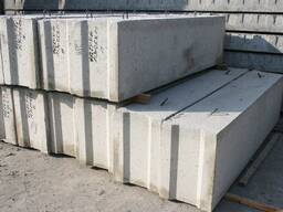 Фундаментный блок