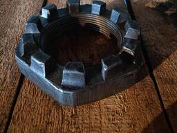 Гайка корончатая торцевая М110