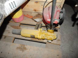 Гайковерт ударный бензиновый БГ