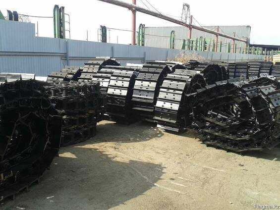 Трак для гусеницы т 170. Гусеницы т-130. Сталь гадфильда траки. Гусянка т170. Гусеница т-170.