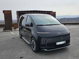 Hyundai Staria 2024г. 9 мест, аренда минивэна с водителем. - фото 2