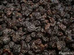 Изюм черный