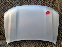 Капот на Toyota Land Cruiser 200 дорестайлинг