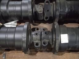 Каток опорный 9066690 для экскаватора DOOSAN DX300, DX340.