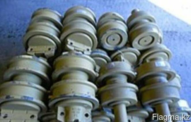 Каток поддерживающий Komatsu 208-30-00510