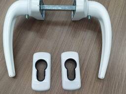 Комплектующие на пластиковые окна