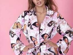 Костюм из шелка