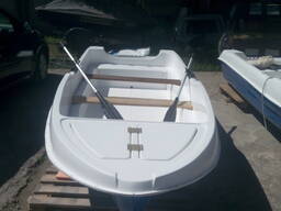 Лодка из стеклопластика Laker 410