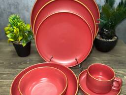 Малиновый чайно-столовый сервиз Vassila