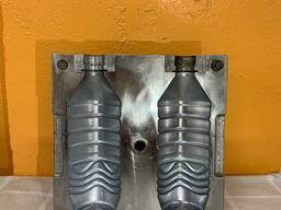 Матрица для выдува ПЭТ бутылок