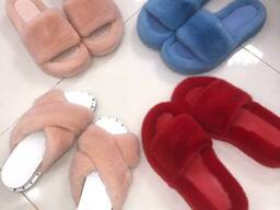 Меховые тапочки