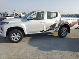 Mitsubishi l200 2, 4 литра, DC 4x4, Бензин, Механика, 2022 модель