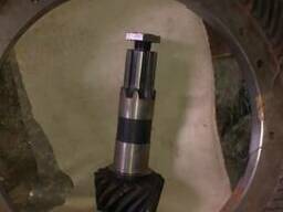 На ротор Р-410 шестерни планетарки новые комплект