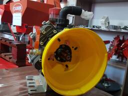 Насос на полевой опрыскиватель