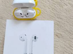 Наушники Apple Airpods with Wireless Charging Case