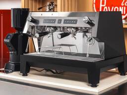 Продам кофемашину LA PAVONI