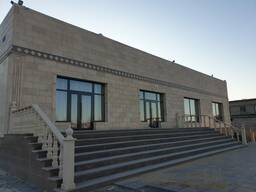 Новое здание под ресто-бар