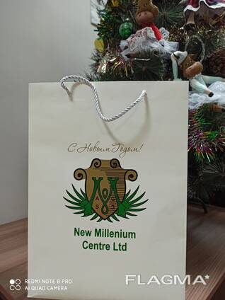 Новогодние пакеты с лого для корпоративных клиентов.