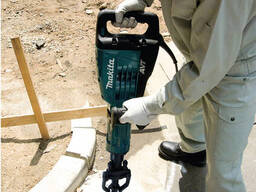 Отбойный молоток Makita HM1317CB