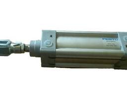 Пневмоцилиндр Festo