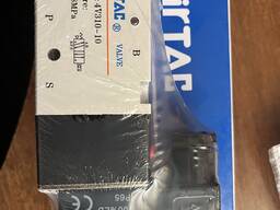 Пневмораспределитель Airtac 4V310-10