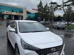 Почасовая аренда автомобиля с водителем