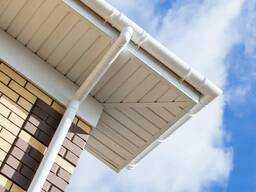 Подшивка карниза, виниловый софит с частичной перфорацией и без перфорации
