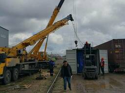 Погрузка контейнеров