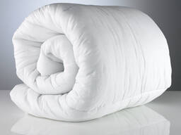 Покрывала, пледы, одеяла и подушки