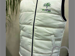 Пошив и брендирование утепленных жилетов