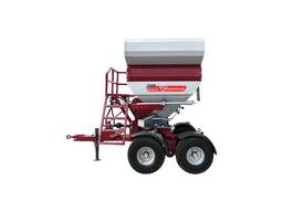 Прицепные разбрасыватели минеральных удобрений 2500-4000 литров