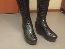 Продам демисезонные сапоги